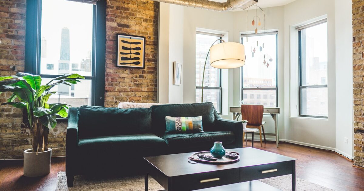 Why are the super-rich snapping up luxury apartments?